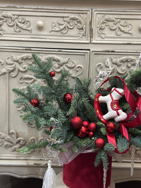 Новогодняя композиция из нобилиса "Грядущее чудо"