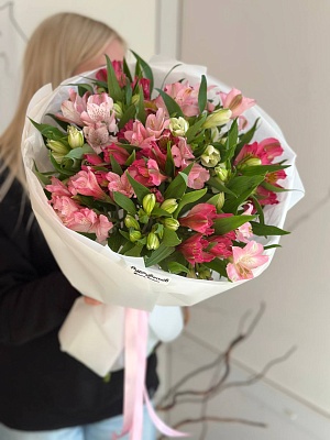 Акция. Букет из 15 альстромерий "Моей нежной"
