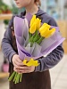 Букет из 11 желтых классических тюльпанов
