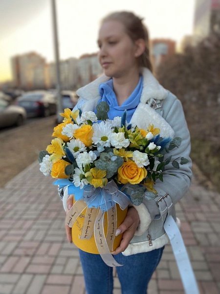 Композиция с желтыми розами "Доброе утро"