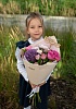 Букет с альстромерией "Ёжик"
