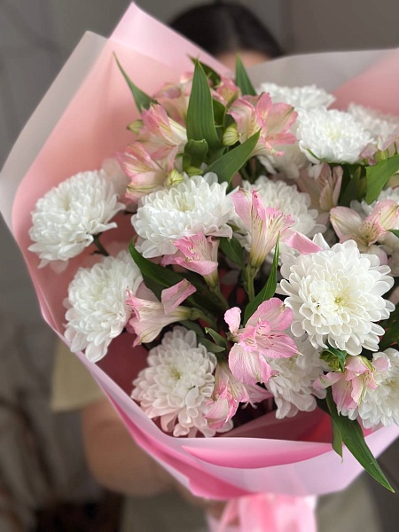 Букет из хризантем и альстромерий  "Мечта" 