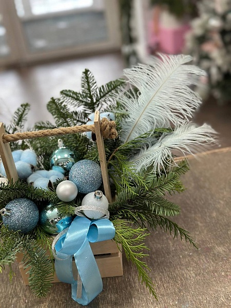 Интерьерная композиция с нобилисом "Дух Рождества"