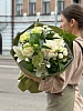 Букет с лилией и французскими розами "Богемный микс"