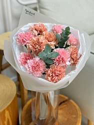 Букет из 11 гвоздик "Карамельный вкус"