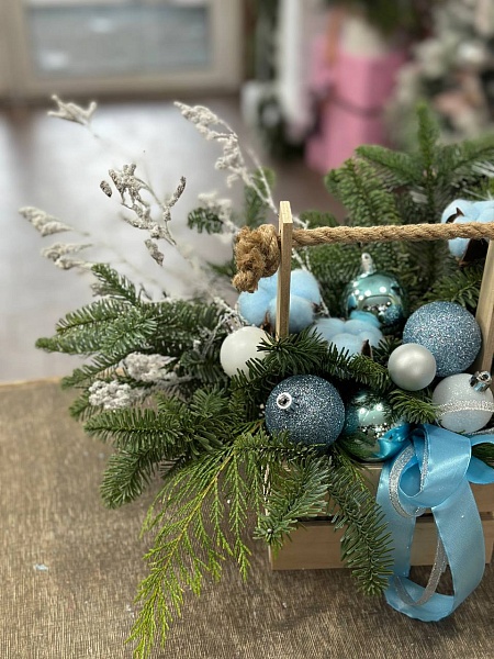 Интерьерная композиция с нобилисом "Дух Рождества"