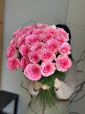 Букет из 25 розовых роз (Китай)