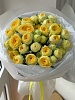 Букет из 9 кустовых роз "Пиони Баблс"