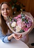 Букет с розовой гортензией и розами "Лавадновый раф"