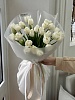 Букет из 25 пионовидных белых тюльпанов