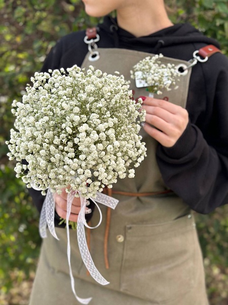 Воздушный букет невесты из белой гипсофилы №9