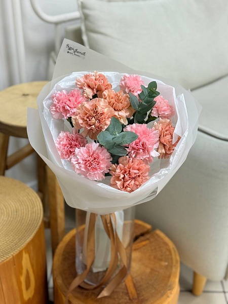 Букет из 11 гвоздик "Карамельный вкус"