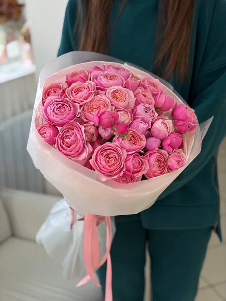 АКЦИЯ. Букет из 9 кустовых роз "Сильва Пинк"