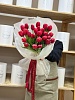 Букет из 25 классических красных тюльпанов