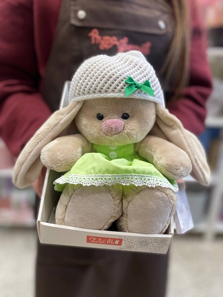 Мягкая игрушка "Зайка Ми в салатовом платье с кружевом" 23 см  SidM-469