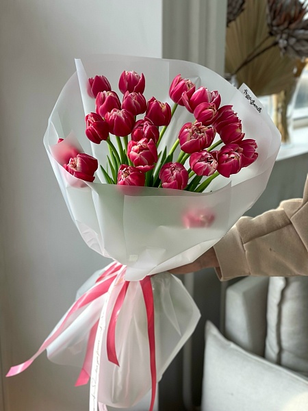 Букет из 25 пионовидных розовых тюльпанов