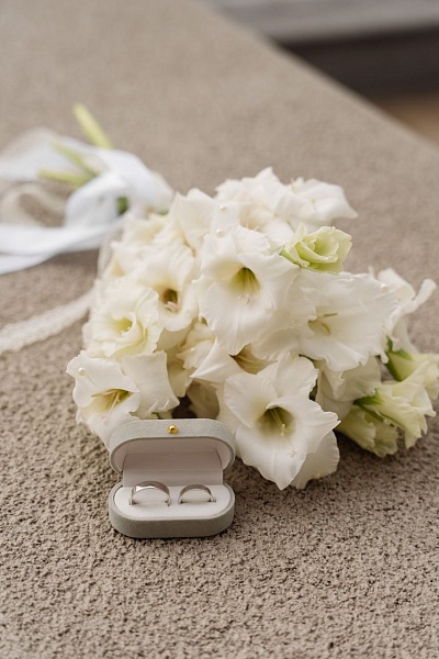 Сезонный букет невесты с гладиолусами №59