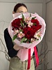 Букет с французскими розами и альстромериями