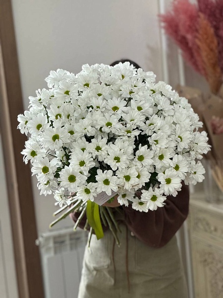 АКЦИЯ. Букет из 15 хризантем "Полевой"