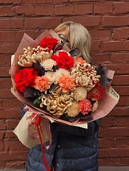 Букет с хризантемами Виенна Коппер «Пряное солнце»