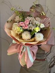 Букет с французскими розами "Свет софитов"