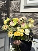 Сборный летний букет с антуриумом и герберами