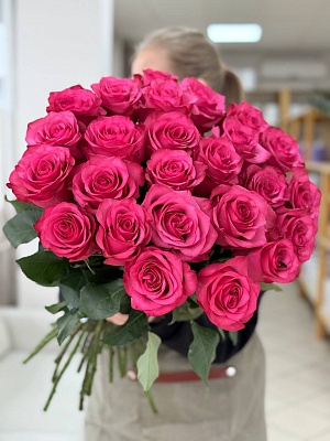 Акция. Букет из 25 розовых роз "Лола"