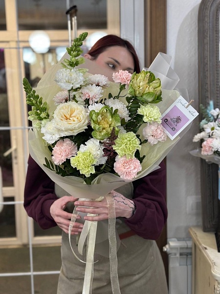 Букет с розами Вегги "Самой восхитительной"