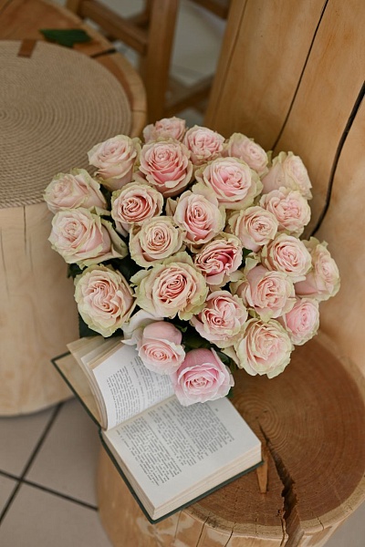 Букет из 25 Эквадорских роз Pink Mondial