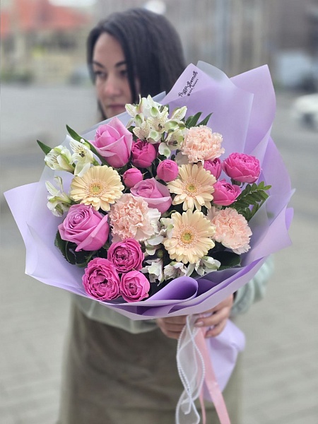 Букет с мини-герберами "Акварельная мечта"