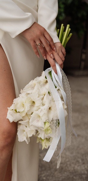 Сезонный букет невесты с гладиолусами №59