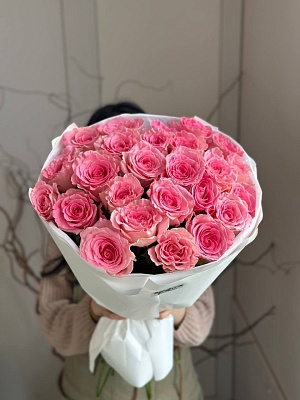 Букет из 25 розовых роз (Китай) "Ласковый миг"