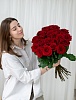 АКЦИЯ. Букет из 25 красных Российских роз Рэд Наоми